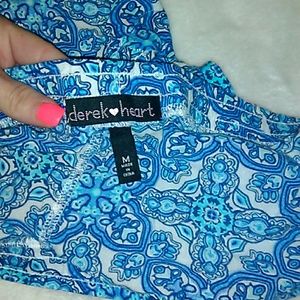 Derek Heart Shorts - EUC Derek Heart Floral Print Shorts size Medium 💥 Derek Heart Shorts - EUC Derek Heart Floral Print Shorts size Medium 💥